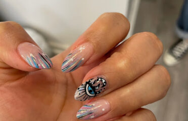 MARIE NAILS – Soho